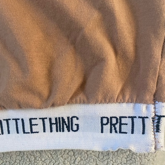 Pretty Little Thing Sports Bra Size Small - Picture 3 of 5